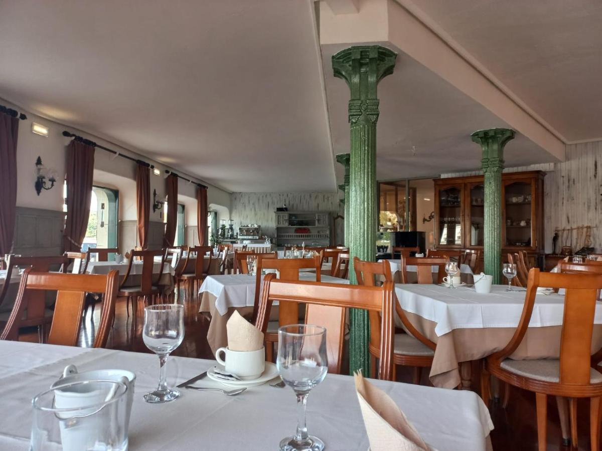 Marina Hotel